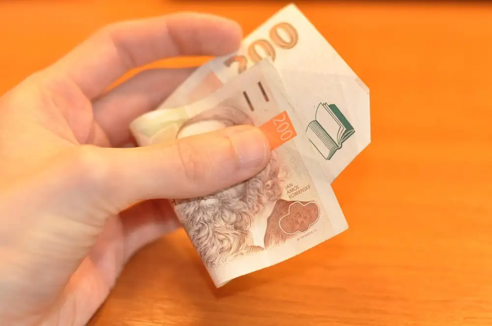 27 Eur To Czk