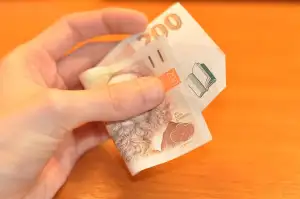 27 Eur To Czk